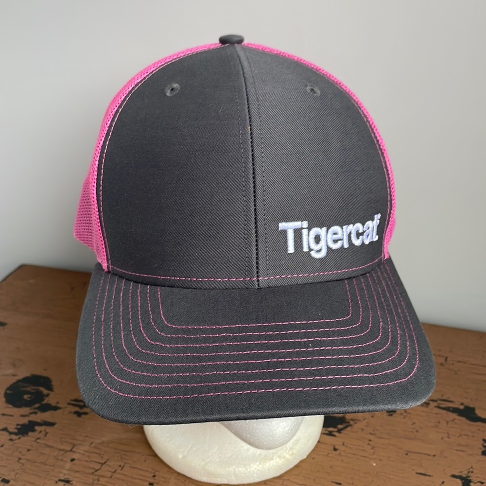 🔥5/$20🔥Tigercat Trucker Hat SnapBack Mesh Grey Pink OSFM